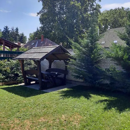 In 38010 Balatonboglár